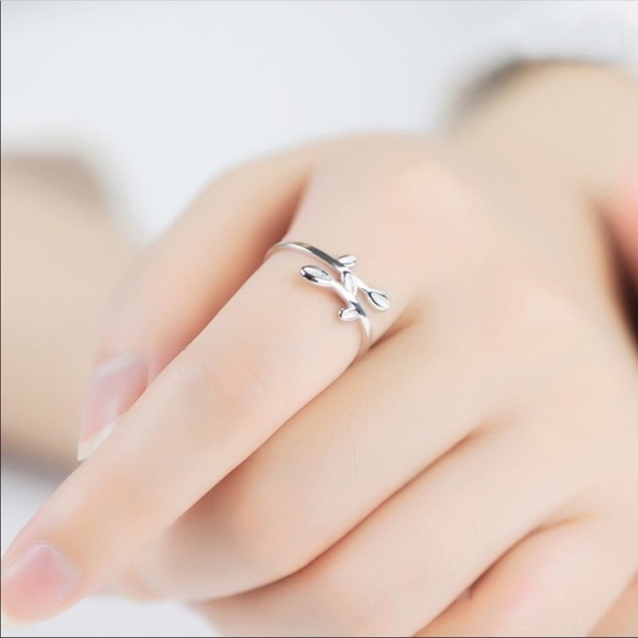 STERLING SILVER ADJUSTABLE RING - Picture 6 of 8